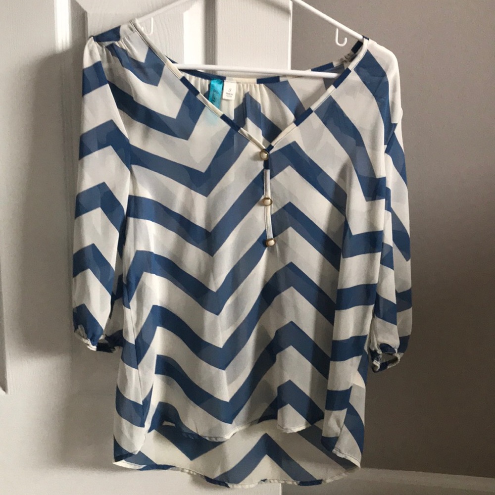 Francesca’s sheer chevron top